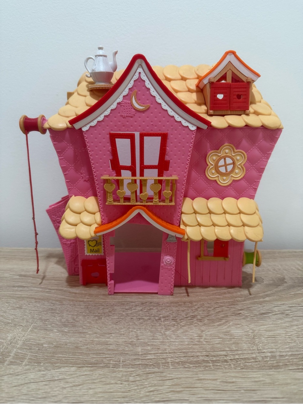 Mini Lalaloopsy Sew Sweet House Playset Dollhouse 2011 MGA AS IS Missing Parts